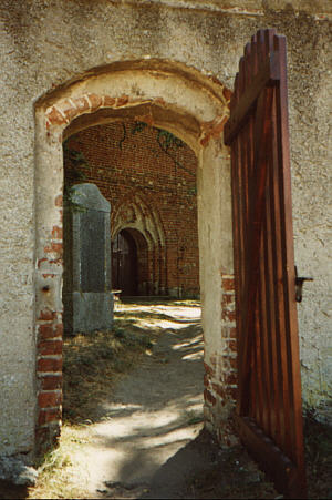 Kirchhofeingang auf Usedom