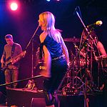 Eliana Burki (Alphorn) und Band