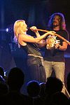 Eliana Burki (Alphorn) und Band